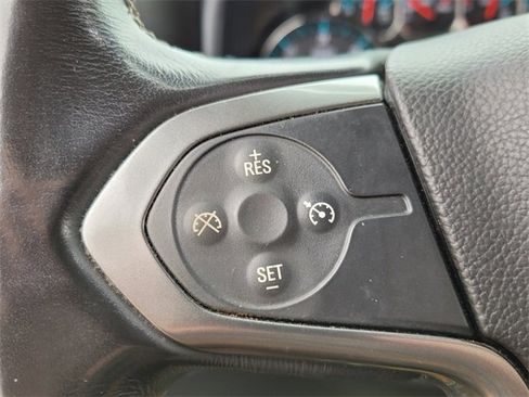 Used 2018 Chevrolet Silverado 1500 LT w/ All Star Edition image 24