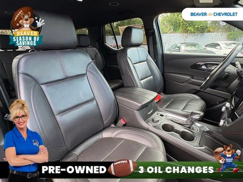 Used 2022 Chevrolet Traverse RS FWD image 34
