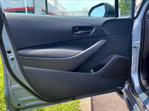 Used 2024 Toyota Corolla LE FWD image 21