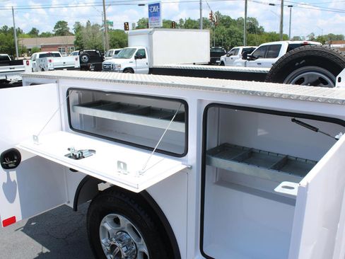 Used 2025 Ford F350 XLT AWD/4WD image 17