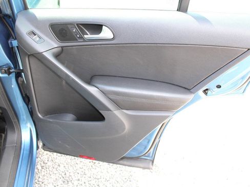Used 2017 Volkswagen Tiguan Wolfsburg Edition image 23