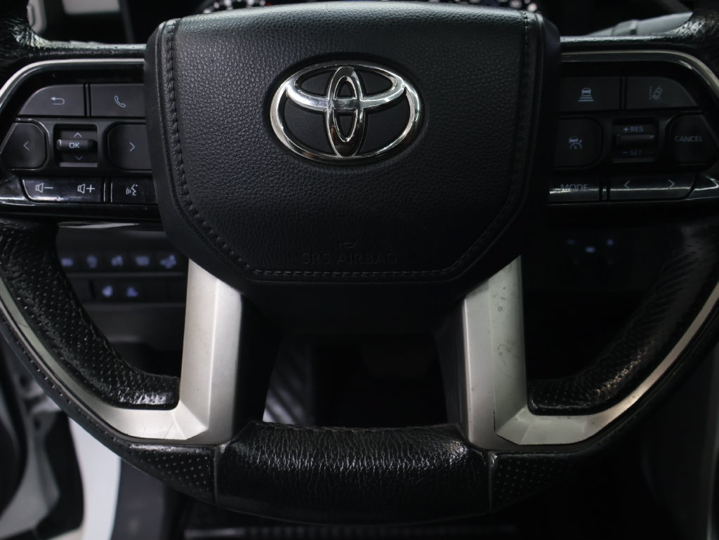 Used 2022 Toyota Tundra Limited RWD image 18