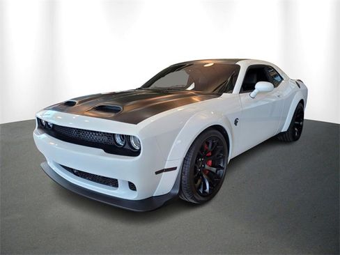 Used 2023 Dodge Challenger SRT Hellcat image 2