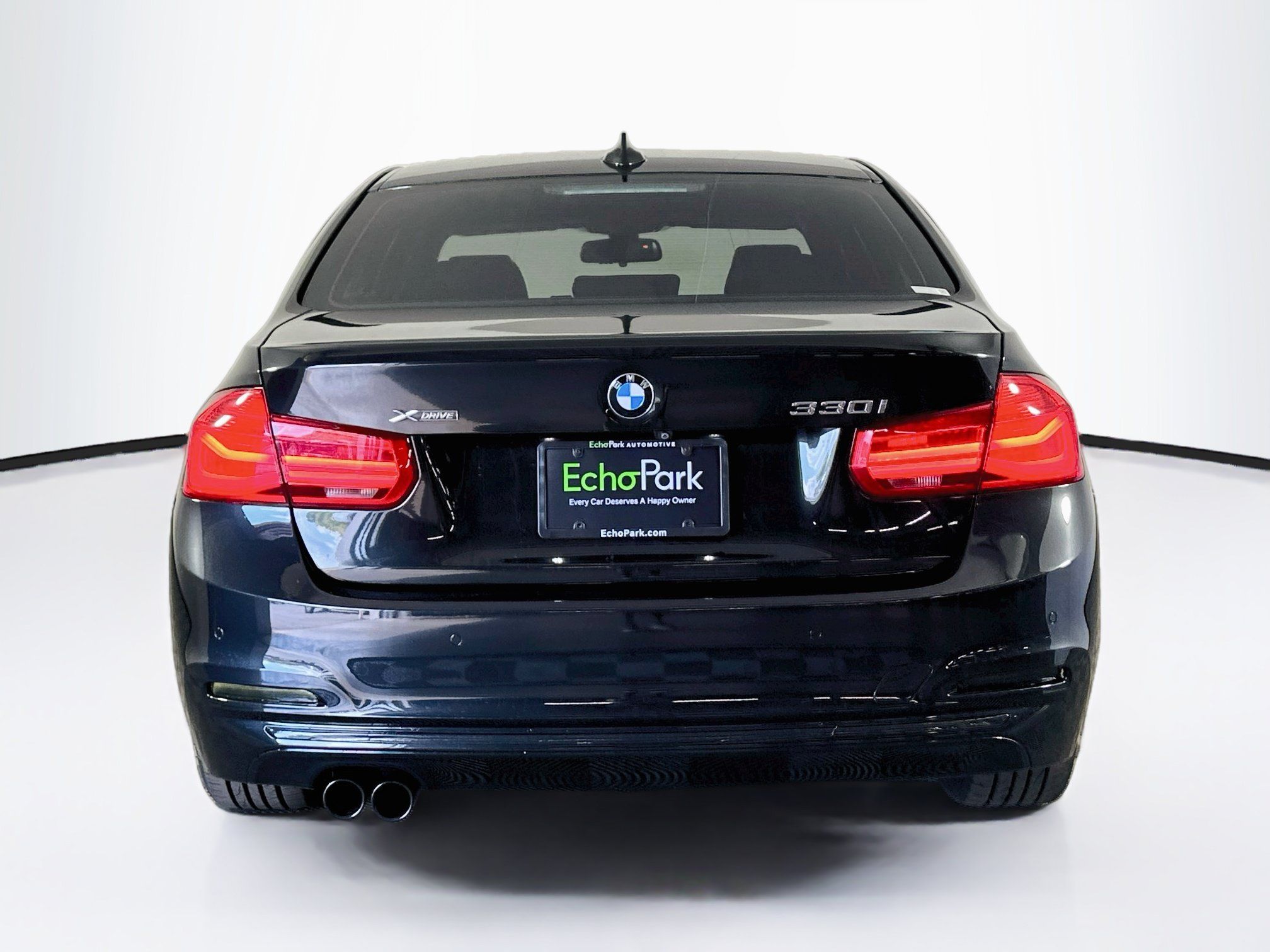 Used 2018 BMW 330i xDrive Sedan w/ Convenience Package AWD/4WD image 7