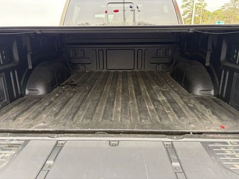 Used 2025 Ford F150 Raptor image 6