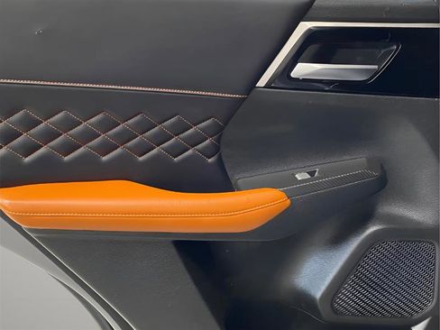 Used 2022 Mitsubishi Outlander SEL image 11