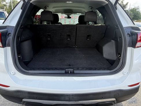 Used 2022 Chevrolet Equinox LT FWD image 9