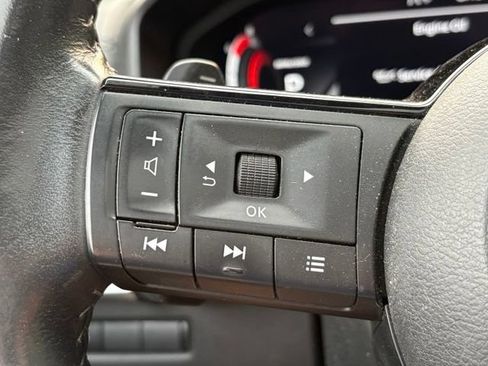 Used 2024 Nissan Rogue SL w/ SL Premium Package AWD/4WD image 23