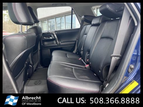 Used 2021 Toyota 4Runner Venture w/ Moonroof Package AWD/4WD image 13