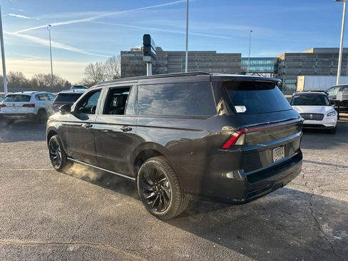 New 2026 Lincoln Navigator L Reserve image 5