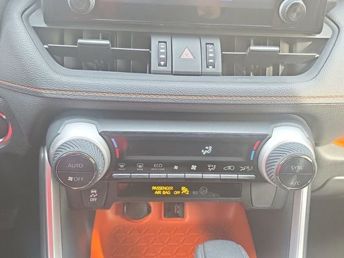 Used 2019 Toyota RAV4 Adventure image 34