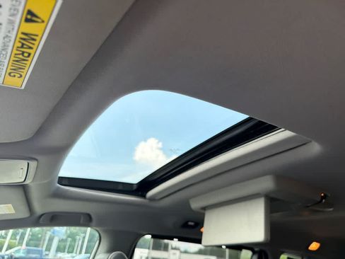 Used 2022 Honda Odyssey Elite image 33