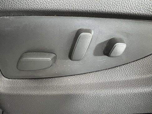 Used 2017 GMC Sierra 1500 SLT image 12