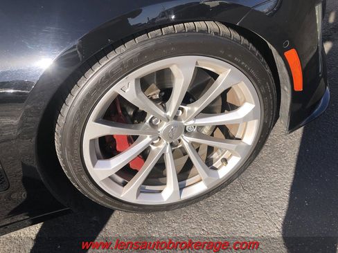 Used 2016 Cadillac CTS V w/ Luxury Package image 27