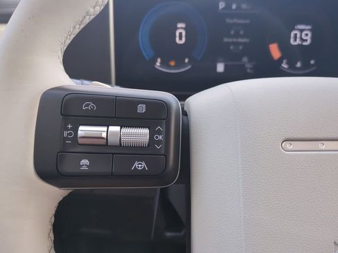 New 2026 Hyundai Santa Fe SE image 32