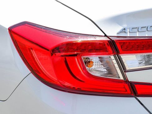 Used 2020 Honda Accord LX image 11