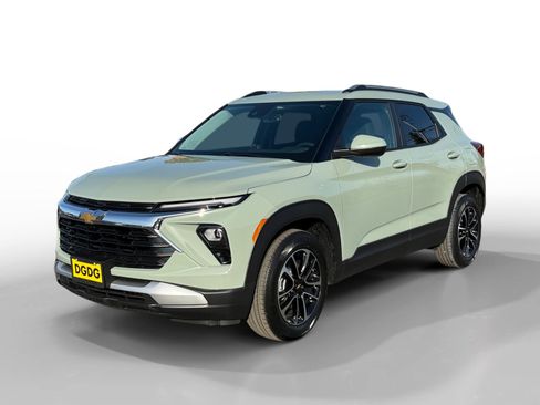 New 2026 Chevrolet TrailBlazer LT w/ Convenience Package image 1