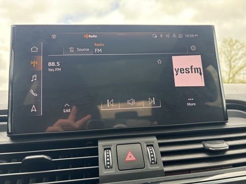 Used 2023 Audi Q5 2.0T Premium w/ Convenience Package AWD/4WD image 25