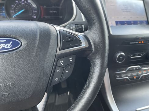 Used 2020 Ford Edge SEL w/ Convenience Package FWD image 19
