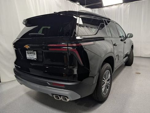 New 2026 Chevrolet Traverse LT AWD/4WD image 3
