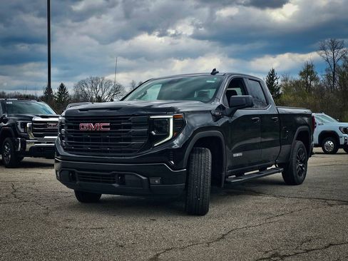 New 2026 GMC Sierra 1500 Elevation image 8