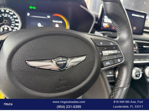 Used 2022 Genesis G70 2.0T w/ Prestige Package AWD/4WD image 19