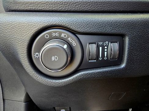 New 2026 Chrysler Pacifica Limited w/ S Appearance Package image 18