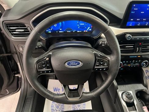 Used 2021 Ford Escape SEL w/ Technology Package AWD/4WD image 27