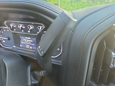 Used 2023 GMC Sierra 2500 AT4 w/ AT4 Preferred Package image 31