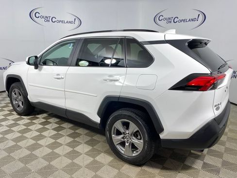 Certified 2024 Toyota RAV4 XLE w/ Convenience Package AWD/4WD image 4