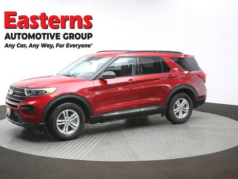 Used 2021 Ford Explorer XLT image 57