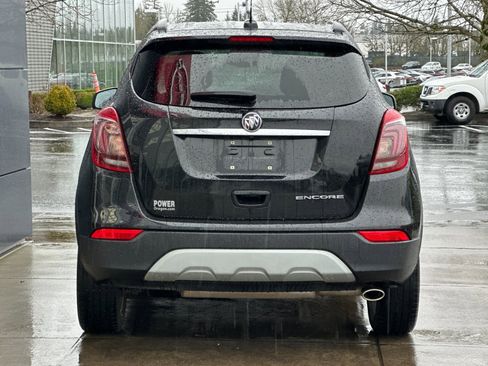 Used 2021 Buick Encore Preferred image 4