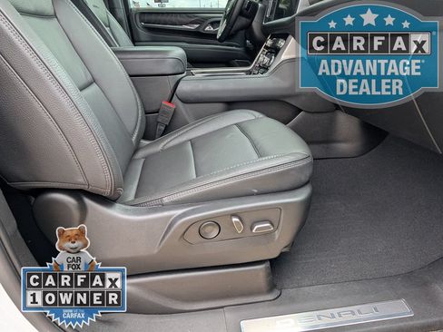 Used 2023 GMC Yukon XL Denali AWD/4WD image 27