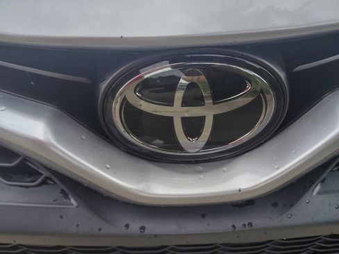 Used 2024 Toyota Camry SE FWD image 17