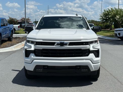 Used 2024 Chevrolet Silverado 1500 RST w/ Convenience Package II AWD/4WD image 8