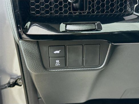 Used 2023 Honda CR-V EX-L image 10