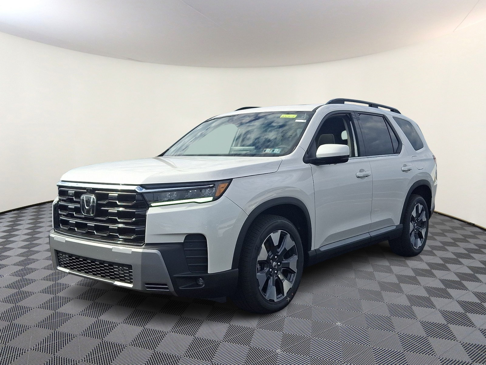 New 2026 Honda Pilot Elite image 2