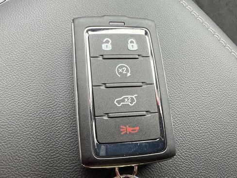 New 2025 Jeep Grand Cherokee L Altitude image 47