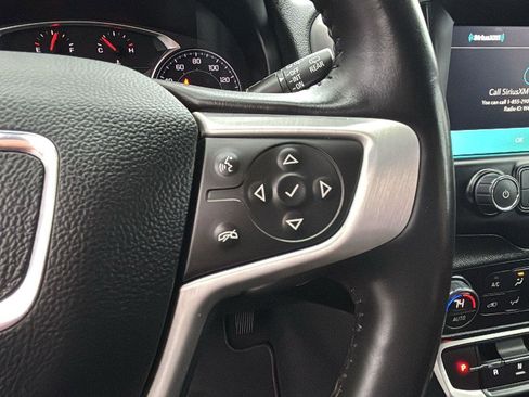 Certified 2022 GMC Terrain SLT image 19