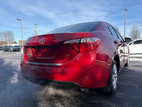 Used 2015 Toyota Corolla LE image 5