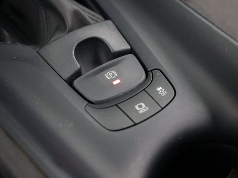 Used 2020 Toyota C-HR LE FWD image 14