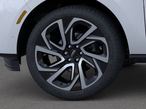 New 2026 Lincoln Navigator Reserve AWD/4WD image 19