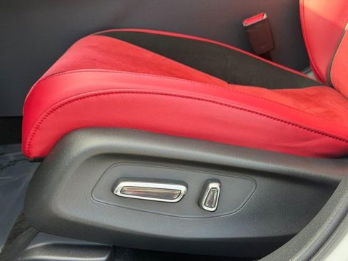 Certified 2025 Acura ADX A-Spec image 19