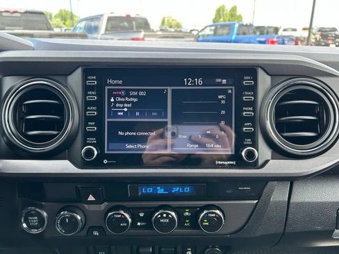 Used 2023 Toyota Tacoma TRD Off-Road w/ Black Out Package (TMS) AWD/4WD image 17