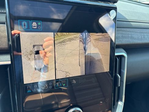 New 2026 GMC Acadia Denali Ultimate w/ LPO, Floor Liner Package image 23