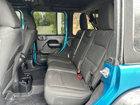 Used 2020 Jeep Wrangler Unlimited Sport S AWD/4WD image 17