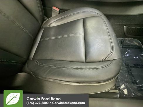 Used 2020 Alfa Romeo Stelvio Ti AWD/4WD image 33