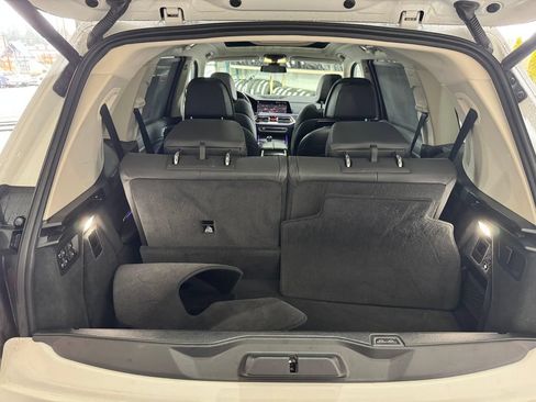 Used 2021 BMW X7 xDrive40i w/ Premium Package AWD/4WD image 28