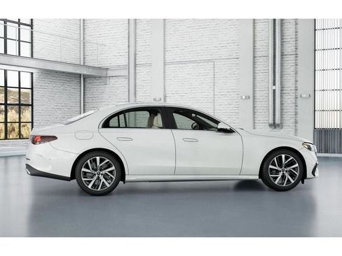 New 2026 Mercedes-Benz E 450 4MATIC Sedan image 17