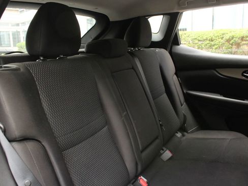 Used 2020 Nissan Rogue Sport S AWD/4WD image 23